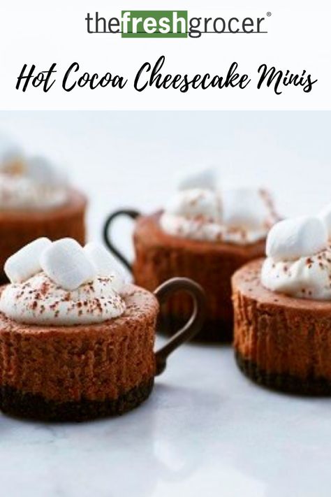 Discover hot cocoa cheesecake, miniature-style! You'll love how cute these Hot Cocoa Cheesecake Minis are, and they're great for the holidays. Hot Cocoa Cheesecake, Hot Chocolate Cheesecake, Cheesecake Minis, Cup Cheesecake, Lil Luna, Mini Cheesecake Recipes, Puff Recipe, Classic Cheesecake, Chocolate Sandwich