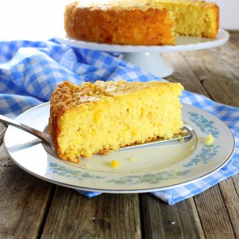 Pineapple Cornbread, Onion Cornbread Recipe, Cornbread With Cake Mix Recipe, Dairy Free Cornbread Recipe, Cornbread Appetizer, Easy Cornbread Recipe, Cornbread Recipe Sweet, Buttermilk Cornbread, Cornbread Easy