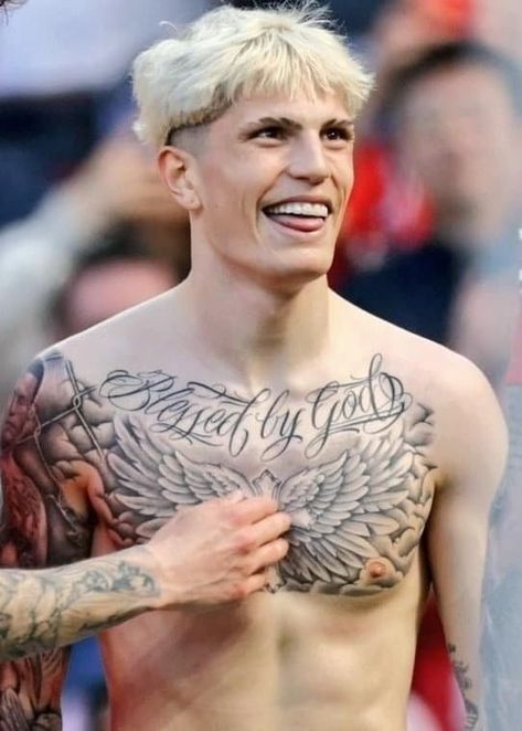 Garnacho Tattoo, Manchester United Tattoo, Tato Idea, Word Tattoo Designs, Mastectomy Scar Tattoo, Feminine Shoulder Tattoos, Cristiano Ronaldo Young, Mastectomy Scars, Indian Feather Tattoos