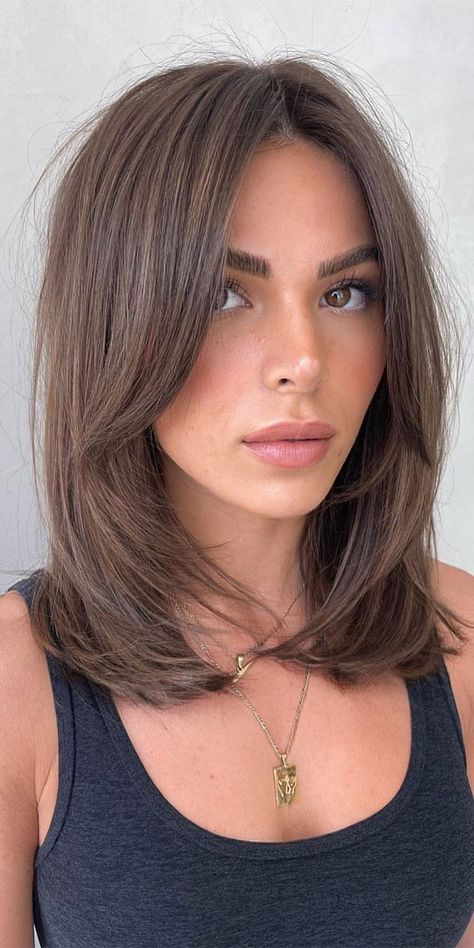 Haircuts Archives - Page 17 of 138 - Fabmood | Wedding Colors, Wedding Themes, Wedding color palettes Balayage Bob, Brown Hair Inspo, Short Brown Hair, Hairstyles For Layered Hair, Shoulder Length Hair Cuts, Haircuts For Medium Hair, Haircuts Straight Hair, Mid Length Hair, Shades Of Brown