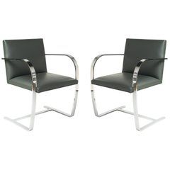 Pair of Brno Chairs in Elephant Grey Leather by Knoll Studio Arizona Apartment, Phillip Johnson, Brno Chair, Downtown Office, History Of Furniture, Ludwig Mies Van Der Rohe, History Nerd, Cantilever Chair, Lounge Chair Design