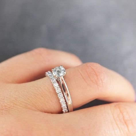 Dream Engagement, Dream Engagement Rings, Dream Ring, Rings Simple, Diamond Wedding Rings, Wedding Ring Sets, Bling Bling, Eternity Ring, White Gold Rings