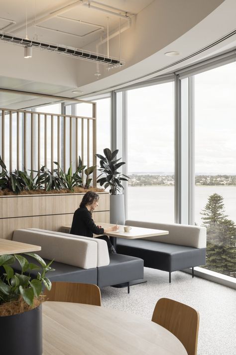 Herbert Smith Freehills Perth | Woods Bagot Clifford Chance, Institutional Design, Office Booth, Office Showroom, Office Photography, Woods Bagot, Collaboration Area, Office Screens, Office Fit Out