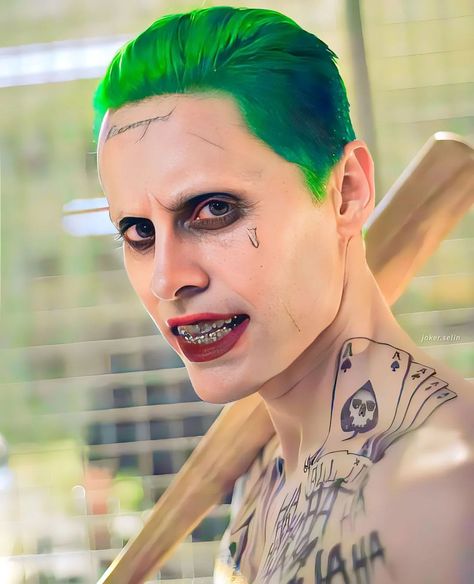 Joker Makeup Men Jared Leto, Joker Guy Makeup, Joker Male Costume, Easy Joker Costume Men, Easy Joker Makeup Men, Male Joker Makeup, Joker Makeup For Men, Joker Men Makeup, Diy Joker Costume Male