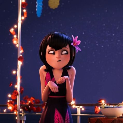 Mavis and Jhonny two person matching profile picture Mavis X Johnny, Couple Matching Profile Pictures Cartoon, Johnny Hotel Transylvania, Matching Pfp For Couples, Cartoon Couple Photos, Pfp For Couples, Mavis Hotel Transylvania, New Disney Movies, Emoji Drawings