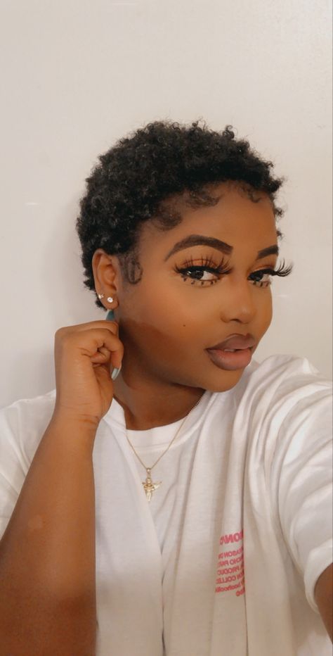 Twa 4c Hairstyles, Twa Hairstyles 4c Hair Big Chop, 4c Twa Hairstyles, Short 4c Hairstyles Big Chop, Twa 4c, Twa Hairstyles 4c Hair, 4c Twa, Bald Hairstyles, Flips Hair