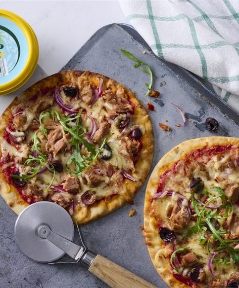 Tuna Flatbread Pizzas | Recipes | John West UK Tuna Pizza Recipe, Tuna Flatbread, Salmon Tagliatelle, Mackerel Salad, Salmon Stir Fry, Flatbread Pizzas, Tuna Dishes, Tuna Pizza, Tuna Wrap