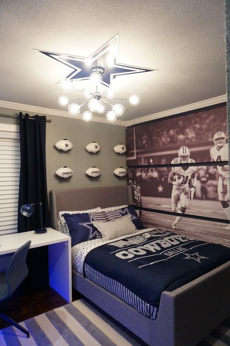 Kids Dallas Cowboy room Dallas Cowboys Room Decor, Dallas Cowboys Bedroom, Dallas Cowboys Room, Cowboy Bedroom, Boy Sports Bedroom, Cowboy Room, Football Rooms, Football Bedroom, Teenager Bedroom Boy