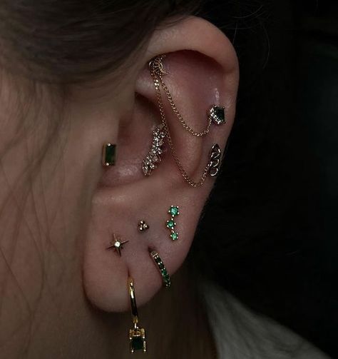 Ear Styled by the Best on Instagram: "✨Styled and pierced by the talented @mimis_bodypiercings at @modernmodsaz in Glendale, Arizona USA Photo by @mimis_bodypiercings #earstyle #earpiercing #earstyling #styleblogger #stylegoals #earpiercings #piercingaddict #aficionado #jewelrydesigner #newyear #newpiercing #newstyle #glendale #arizona #usa #earstyled" Ear Styling, Ear Stacks, Locket Earrings, Piercing Inspo, Glendale Arizona, Cool Ear Piercings, Pretty Ear Piercings, Pierced Ear, Ear Style