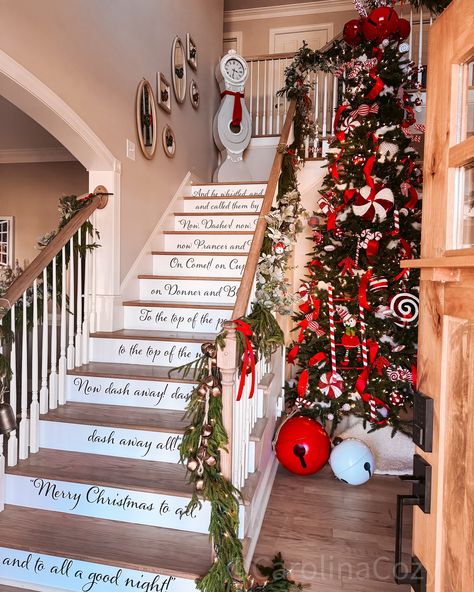 ✨My favorite Christmas entryway yet! ✨ Happy Saturday y’all! I am loving my new stairwraps from @wunderwallmural this year! 😍 After Christmas, I’ll have to get some new ones…aww shucks!🤪 Enjoy the rest of your weekend! #stairwraps #entryway #christmastree #christmasdecor #staircases #candyland #magicalchristmas #mywelcominghome Christmas decor ideas | whimsical Christmas | candyland Christmas | holiday decorating Christmas Candyland, Christmas Entryway, Candyland Christmas, Merry Christmas To All, Whimsical Christmas, After Christmas, Magical Christmas, Holiday Decorating, Happy Saturday