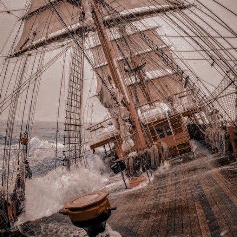 Privateer Aesthetic, Sailor Aesthetic Sea, Fantasy Pirate Aesthetic, Fantasy Adventure Aesthetic, Sailor Aesthetic, Aesthetic Medieval, Pirate Aesthetic, Pirate Books, Nautical Aesthetic