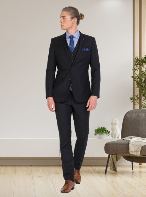 This look is suitable for weddings or other semi-formal events, such as cocktails. To make it business-appropriate, swap the floral tie with a solid one. Black Suit Blue Shirt Men, Black Suit Brown Shoes, Black Suit Blue Shirt, Black Three Piece Suit, Blue Three Piece Suit, Brown Derby, Black Suit Men, Blue Dress Shirt, Shirt And Tie