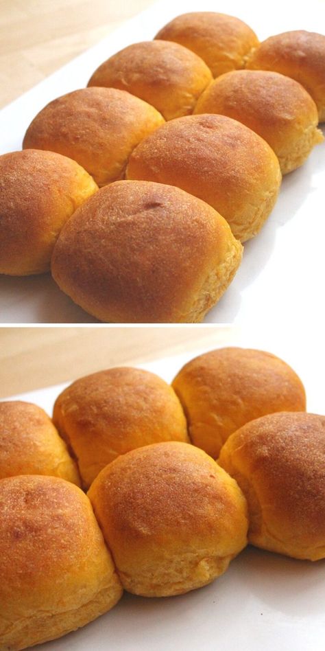 Vegan Sweet Potato Buns - Vie De La Vegan Vegan Dinner Rolls, Potato Buns, Sweet Potato Rolls, Sweet Potato Buns, Vegan Breads, Best Gluten Free Bread, Gluten Free Sweet Potato, Potato Rolls, Sweet Potato Bread