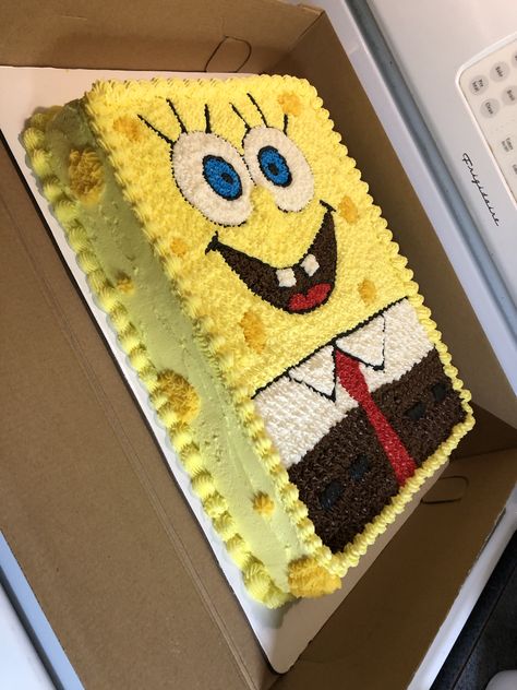 Spongebob Birthday Spongebob Birthday Cake Ideas, Pastel Bob, Spongebob Birthday Party Decorations, Spongebob Birthday Cake, Spongebob Costume, Burger Cake, Bday Themes, Spongebob Cake, Spongebob Birthday Party