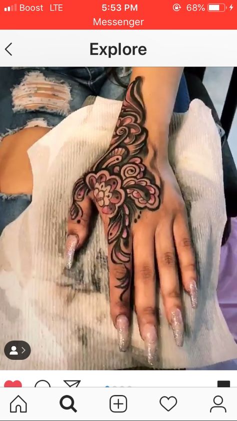 Minimalist Tattoo Back, Finger Tattoo Minimalist, Hand Tattoo Cover Up, Girly Hand Tattoos, Tattoo Back Tattoo, Side Hand Tattoos, Full Hand Tattoo, Mandala Hand Tattoos, Henna Inspired Tattoos