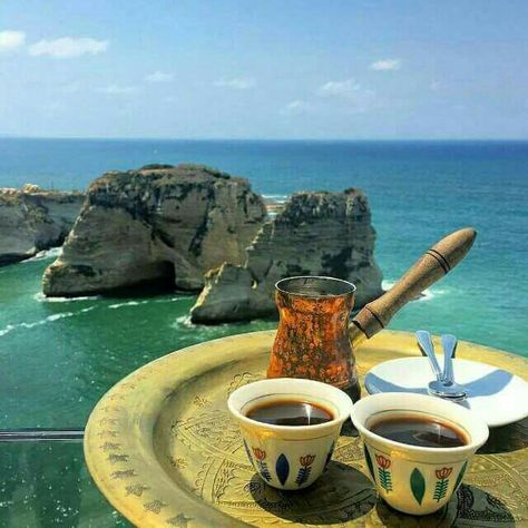 Arabic Coffee Aesthetic, Lebanese Drinks, Lebanese Tea, Layan Core, Lebanese Aesthetic, Lebanese Coffee, Recipe Lebanese, Lebanese Culture, Turkish Coffee Recipe