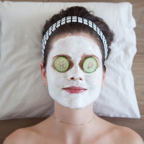 5 tips for using my face masks! 1. Set the mood! Think about drawing a bubble bath, or diffusing some essential oils. Get a book ready for you to read while your mask does it's magic. Even slice up cucumbers to place on your eyes to soothe puffiness and reduce dark circles. 2. Gather your mask ingredients: Your base, your botanical booster, nourishing facial oil, water and facial brush. Don't forget your towel and something to hold your hair back. 3. Cleanse your face with warm water to open Cucumber On Eyes, Facial Brush, Detox Tips, Eyes Drawing, Reduce Dark Circles, Facial Brushes, Thyroid Health, Hair Back, Oil Water