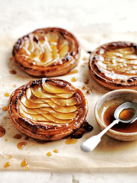 Almond And Pear Tarts | Donna Hay Pear Tarts, Apple Tart Recipe, Frangipane Tart, Pear Tart, Tarte Fine, Donna Hay, Slow Cooker Desserts, Sweet Pie, Apple Desserts