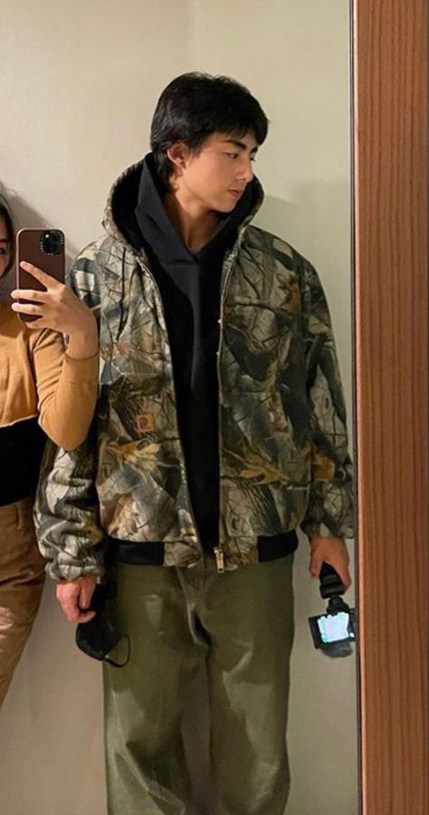 Andrew Alexander Outfits, Andrew Alexander, Camo Jacket Outfit Men, Camo Jacket Outfit, Nyc Clothes, Classy Streetwear, Most Handsome Actors, Guy Fits, Camo Outfits