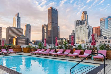 Rooftop pool. Freehand Hotel, Hotel Manager, Pool Hotel, Los Angeles Downtown, Unusual Hotels, Hotel Los Angeles, Floating Platform, Lobby Bar, Los Angeles Hotels