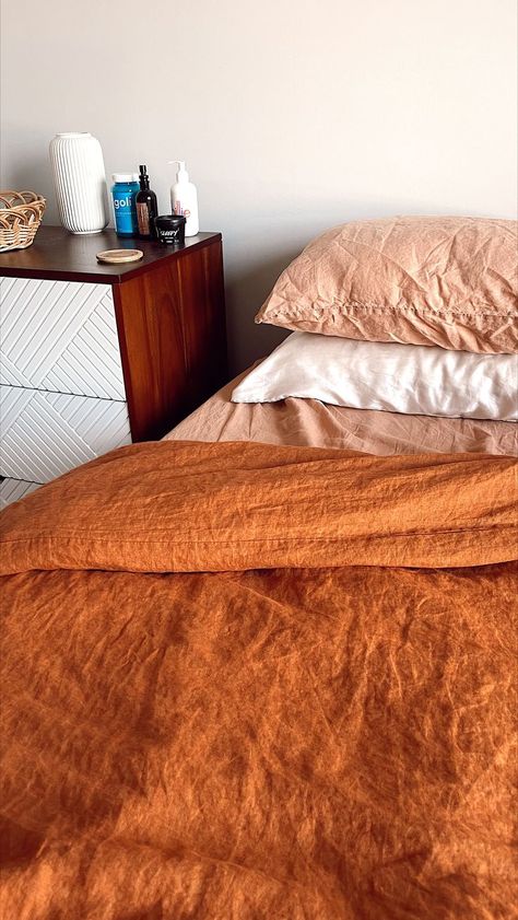 loving my terracotta and rust bed threads bedding Rust Bed, Terracotta Bedding, Mustard Bedding, Bed Threads, Red Bedding, Boho Bedding, Vintage Eclectic, Kotatsu Table, Mid-century Modern