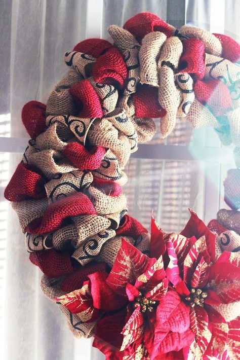 How to Make a DIY Burlap Christmas Wreath Diy Burlap Wreath Tutorial, Diy Burlap Wreath, Bubble Wreath, Easy Burlap Wreath, Easiest Burlap, Burlap Wreath Tutorial, Winter Wreath Diy, Burlap Wreath Diy, Cheap Christmas Diy