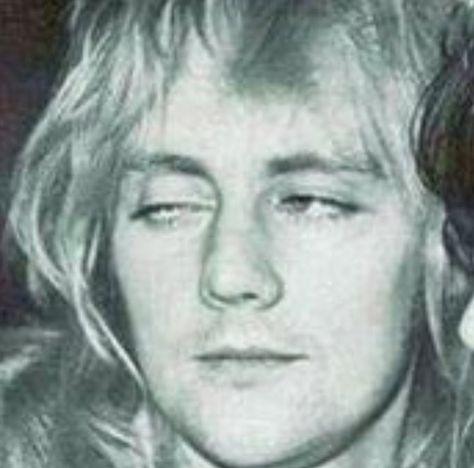 Queen Meme, Roger Taylor Queen, Ben Hardy, Queen Photos, Roger Taylor, Queen Pictures, Queen Freddie Mercury, John Deacon, Queen Band