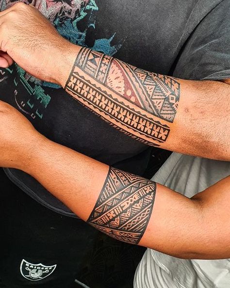 Taino Tribe Tattoo, Fiji Tattoo Design, Fijian Tattoo Design, Fijian Tattoo Women, Islander Tattoos, Batok Tattoo, Fiji Tattoo, Island Tattoos, Fijian Tattoo