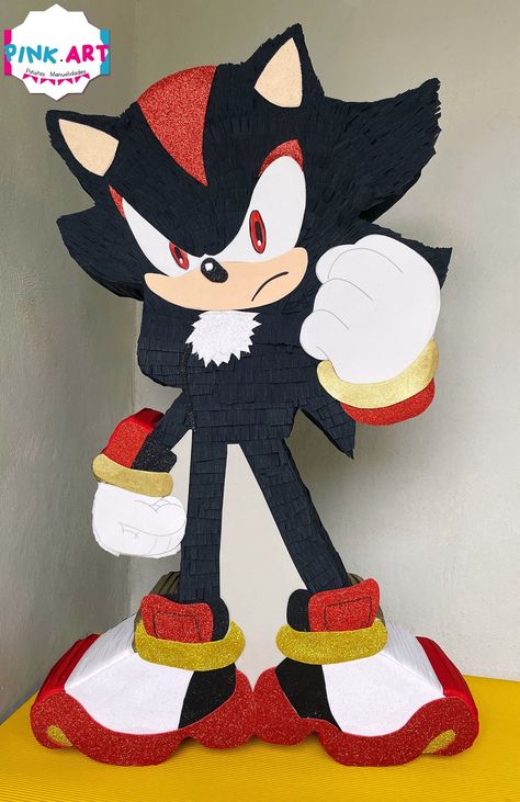 Shadow de Sonic Shadow Sonic Birthday Party, Shadow Cake Sonic, Shadow Birthday Party, Shadow The Hedgehog Birthday Party, Shadow The Hedgehog Birthday, Shadow Birthday, Diy Kids Teepee, Sonic Birthday Cake, Alice In Wonderland Props