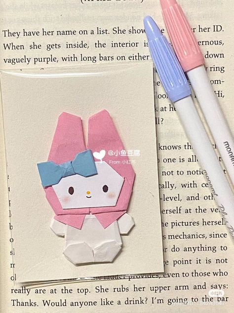 Hello Kitty Crafts, Origami Paper Art, Pinterest Diy Crafts, Cute Couple Gifts, Hello Kitty My Melody, Diy Crafts To Do, Fun Easy Crafts, Easy Diy Art, Origami Art