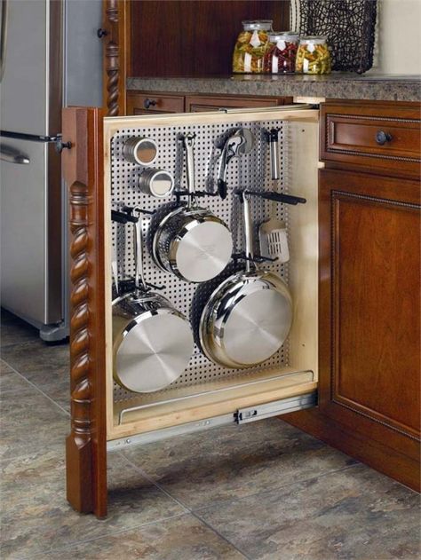 Vertical pans pull-out storage idea. #kitchen #storage #organization #cupboards #cabinets #decoratingideas #decorhomeideas #drawer Vertical Drawer Storage, Corner Drawers, Pan Storage, Deep Sink, Hidden Shelf, Utensil Drawer, Market Stands, Drawer Space, Kitchen Storage Solutions