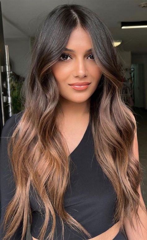 2023 Hair Trends For Women Balayage, Bronze Ombre Hair, Autumn Hair 2023, Late Summer Hair Color, Fall Winter 2023 2024 Hair Color Trends, Autum Hair Color Ideas, Autum Hair Colours, Autumn Balayage Hair Brunette, Spring 2023 Hair Trends Brunette