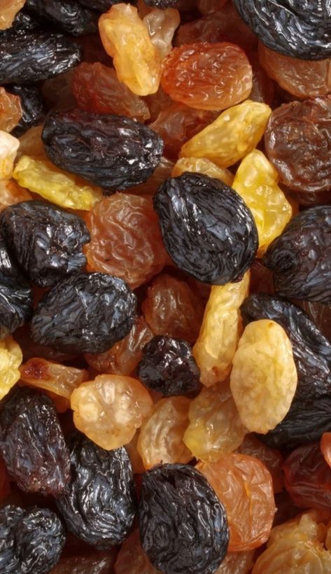 Peanuts Health Benefits, Dry Fruits Benefits, Dried Fruit Mix, Fruits Images, Fruit Photography, Food Wallpaper, Dry Fruits, Dried Fruits, Dried Fruit