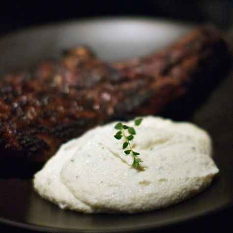 cauliflower puree w/ goat cheese. Mashed Cauliflower With Goat Cheese, Goat Cheese Puree, Healthy Sides For Steak, Cauliflower Purée, Healthy Desserts For Kids, Mashed Cauliflower Recipe, Steak Night, Night Dinner Recipes, Balanced Eating