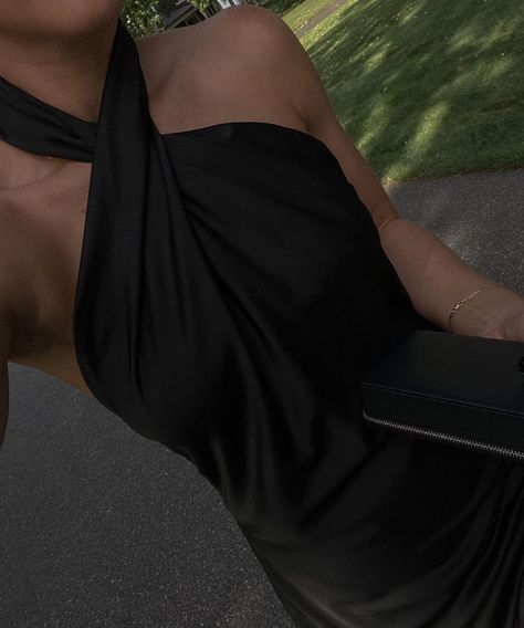 Mumu Weddings on Instagram: “Definitely wearing this to our next event 😍🖤 Jasmine Halter Maxi Dress #blackmumu #mumuweddings” Black Satin Bridesmaid Dresses, Black Tie Bridesmaids Dresses, Black Satin Bridesmaid Dress, Black Tie Bridesmaids, Mumu Wedding, Classic Black Dress, Black Bridesmaid Dresses, Maxi Dress Black, Halter Maxi Dress