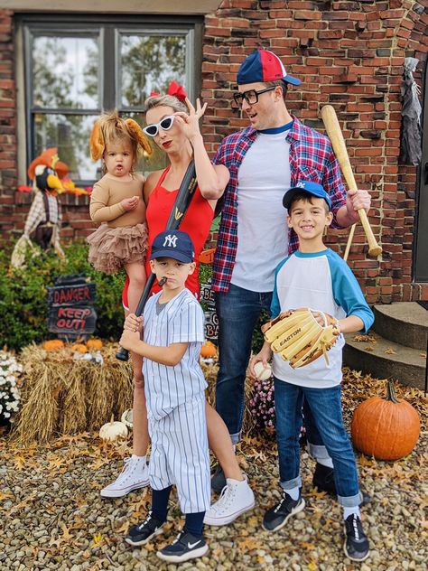 Sandlot Costume, Baseball Halloween Costume, Matching Family Halloween Costumes, Family Halloween Costume Ideas, Family Themed Halloween Costumes, Family Halloween Costume, Halloween Costumes For Family, Themed Halloween Costumes, Sandlot