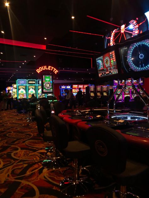 Casino Room, Vegas Clubs, Vegas Night, The Heist, Slot Machines, Vegas Casino, Vegas Trip, Casino Night, Vegas Baby