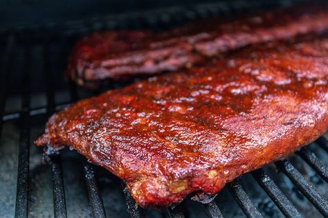 Dr Pepper Ribs, Tater Tot Breakfast, Flat Top Griddle, Easy Camping Meals, Smoked Ribs, Back Ribs, Ribs On Grill, Smoked Brisket, Camping Recipes