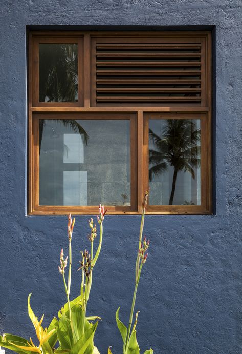 Wooden Ventilation Window Design, Ventilator Window Design, Toilet Ventilation Window Design, Wall Ventilation Design, Ventilator Design, Ventilation Window Design, Louvre Window, Wooden Joinery, Tropical Windows