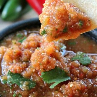 Spicy Salsa with Baked Corn Chips Zucchini Salsa, Salsa Canning Recipes, Asparagus Chicken, Natural Nurturer, Easy Enchilada Recipe, Charro Beans, Sauteed Tomatoes, Chicken And Asparagus, Recipe Zucchini