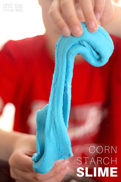 Learn how to make corn starch slime with glue recipe! Make slime with this borax free slime recipe. Slime Recipe Cornstarch, Diy Cornstarch, How To Make Cornstarch, Slime With Glue, Cornstarch Slime, Slime With Shaving Cream, Make Slime For Kids, Glue Recipe, Basic Slime Recipe