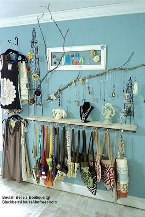 30 Closet Organization Ideas for Every Space in Your House Display Visual Merchandising, Interior Boho, Dekorasi Kamar Tidur, Organized Chaos, Craft Show Displays, Store Displays, Shop Display, Retail Display, My New Room