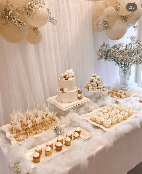 Cloud Baby Shower Theme, Idee Babyshower, Bridal Shower Inspo, Baby Shower Theme Decorations, Moon Baby Shower, Shower Desserts, Baby Gender Reveal Party, Shower Inspiration, Baby Shower Inspiration