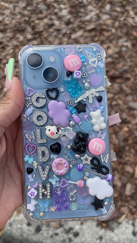 Customized made-to-order junk iphone, ipad, airpod, etc. cases. What to add when ordering:  🎀Your name (if you would like it on your case)  🎀The type of phone you have (example: iPhone 14 Plus, 13, 15 pro max) 🎀If you would like me to freestyle (meaning I have control of what goes on it ; you just give me the colors)  optional :  ~zodiac signs  ~initials  ~nicknames , etc... * Feel free to also text me @  (813)573-0094  if you have any additional questions * Bling Phone Cases Diy, Bedazzled Phone Case, Junk Case, Custom Ipad Case, Bling Phone Cases, Rhinestone Projects, Custom Ipad, Initial Sign, Diy Iphone Case