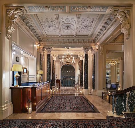 Lobby Designs, Luxury Hotels Lobby, Classic Hotel, Hotel Logo, Hotel Interior Design, Victorian Architecture, Hotel Lobby, Hotel Design, Ceiling Design