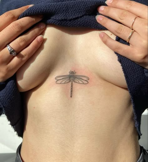 Dragon Fly Sternum Tattoo Women, Dragon Fly Tattoo Sternum, Dragon Fly Chest Tattoo, Hideable Tattoos Placement, Small Insect Tattoo, Tattoo Around Arm, Egg Tattoo, Tattoos Animals, Taurus Tattoo