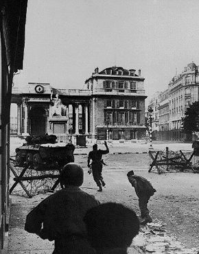 Liberation Of Paris, The Battle, Paris France, Division, Louvre, Germany, Paris, Building, Travel