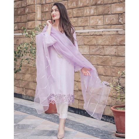 Natasha Shahid (@natashashahidofficial) • Instagram photos and videos Lavender Dress Pakistani, Lavender Suits For Women Indian, Lavender Dress Casual, Lavender Color Dress, Marathi Bride, Combination Dresses, Wedding Moodboard, Stunning Prom Dresses, Pakistani Fancy Dresses