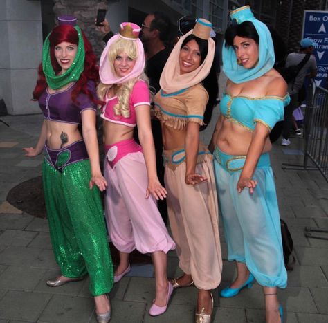 👑Genie Ali Williams, Genie Costume, Ariel Dress, I Dream Of Jeannie, Dream Of Jeannie, A Mermaid, Best Cosplay, Disney Pictures, Aladdin