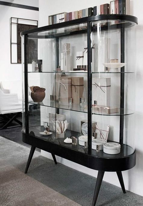 12 Contemporary Display Cabinets that Suit any Type of Interior Design Gothic Glamour, Home Goods Decor, Glass Cabinet, Glass Doors, Interior Furniture, Cabinet Furniture, Glass Shelves, Home Fashion, Display Case